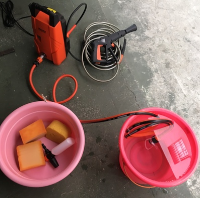 客戶拍來的億力洗車機(jī)圖片