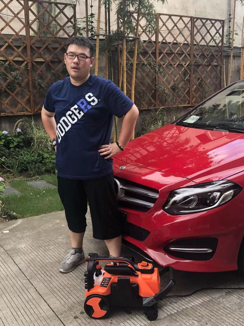 用戶實地操作億力洗車機