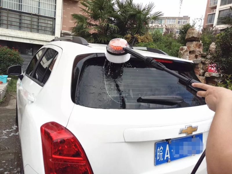 億力高壓洗車機(jī)YLQ4630C-120C外形刷